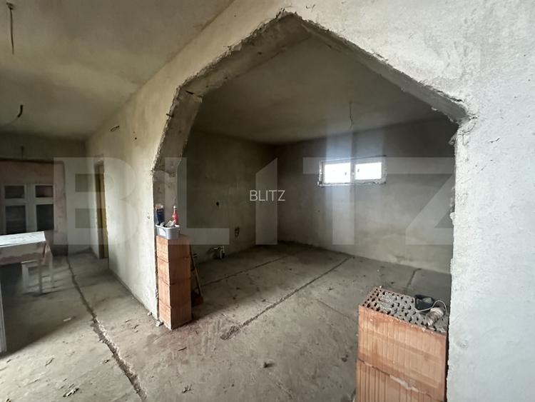 Casa de vanzare, 177 mp, teren 30 ari, zona Doba - 2