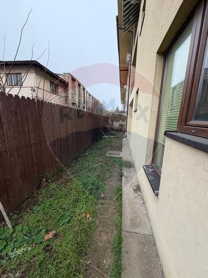 Apartament cu 3 camere de vânzare în zona Central