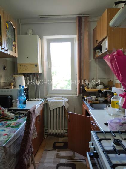 PACURARI , apartament cu 3 camere semidecomnadat , 52 mp ,108000 euro - 6