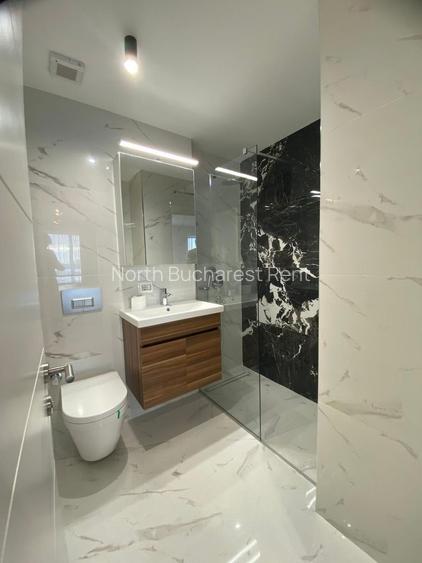 Apartament 3 camere/ Parcare/ Petrom City - 11