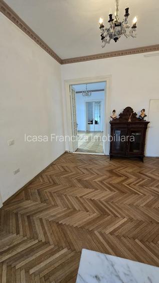 Apartament deosebit cu 4 camere spațioase, în zonă centrală - 6