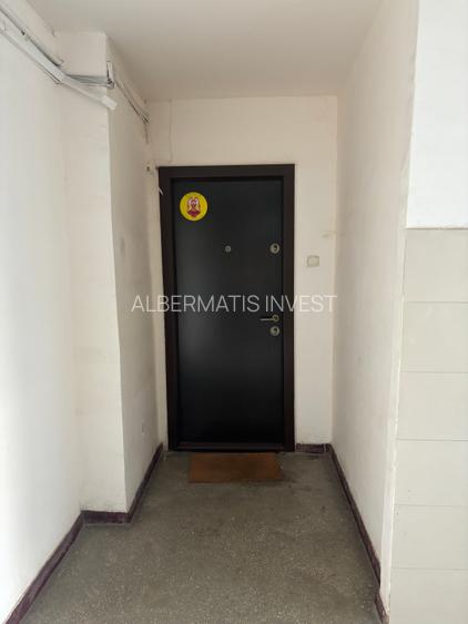inchiriere apartament de 3 camere - 18