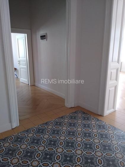 Spatiu de birou in zona Pietei Avram Iancu - 10