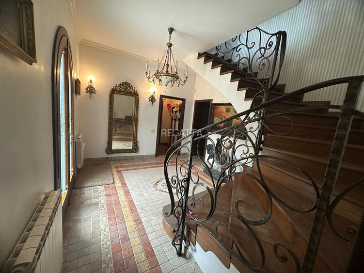 VILA CU IZ PROVENSAL  CU TEREN GENEROS SI PISCINA EXTERIOARA INCALZITA - 6