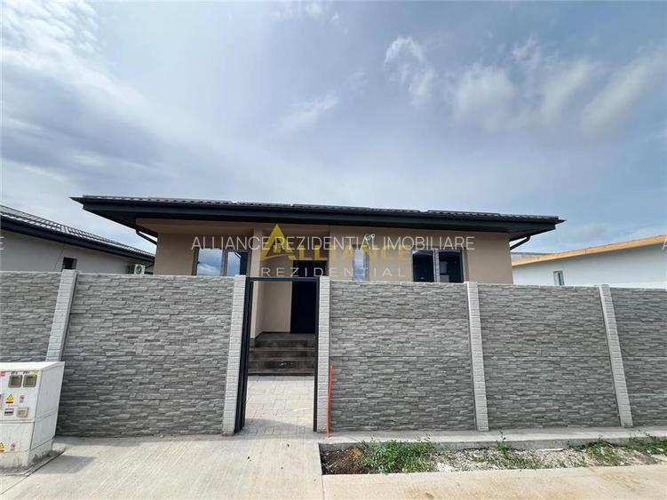 Casa parter- 3 camere- pod - beci - 10