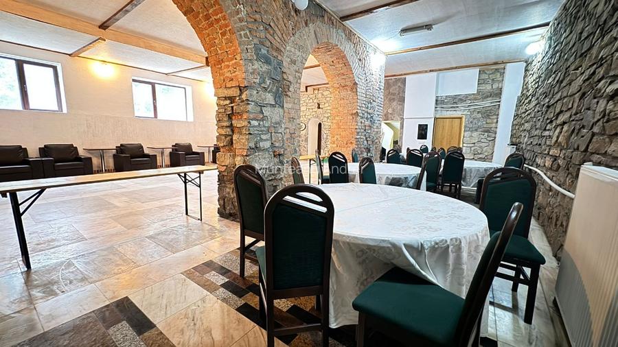 HOTEL PARAUL RECE BUSTENI DE VANZARE - 8