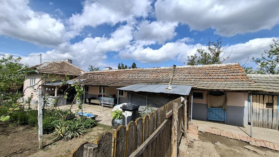 Casa paianta locuibila. Teren 1772 mp, desch. 30 ml. Asfalt, curent, apa, canal. - 13