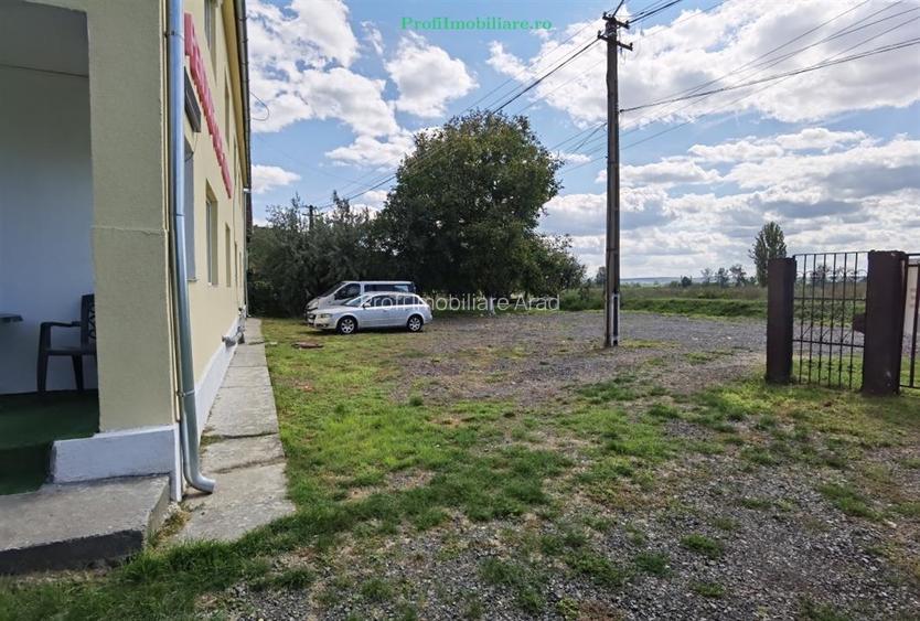 Pensiune P+1 in Paulis cu 20 de camere si teren 4.500 mp - 18