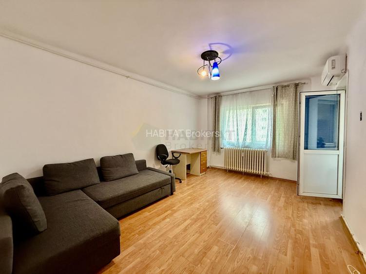 Decomandata, bloc 1982, aproape de metrou - 5