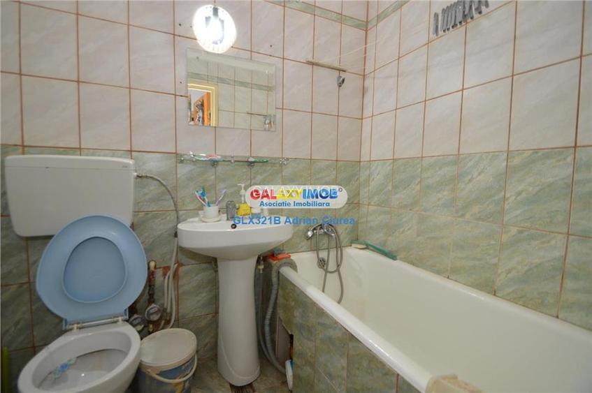 Alexandriei | Antiaeriana | Scoala Nr. 131 | 3 camere | Balcon - 6