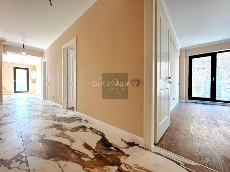 4 CAMERE + PARCARE( 2 AUTO)| PALATUL PARLAMENTULUI | COMISION 0 - 8