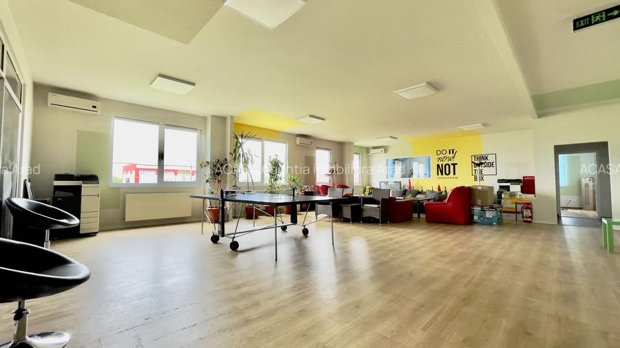 Clădire de birouri cu 12 parcări în incintă privată, UTA2, Arad - 3