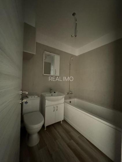 Garsonieră Luminoasa cu Balcon Spațios - 5