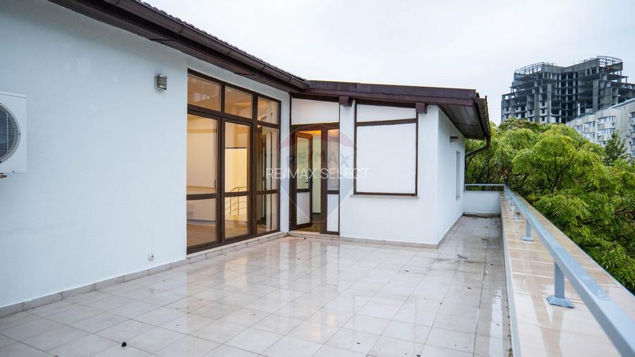 INVESTITIE - Vanzare vilă spatioasa cu S+P+2E+M, zona Doamna Ghica - 19