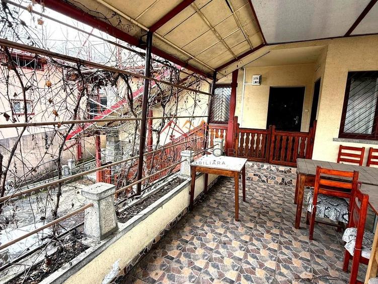 Vila 7 camere, an 1984, garaj, terasa, teren 604 m2, Poiana Campina,PH - 16