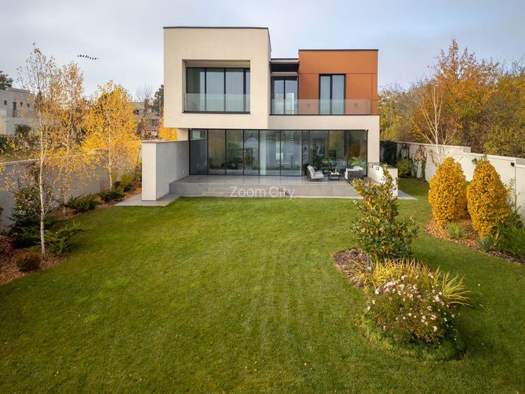 Smart-Home nZEB spectaculoasa Bucuresti Sector 1 cu deschidere lac -teren 2000mp - 2