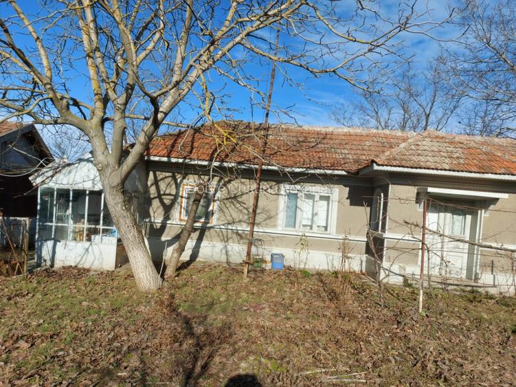 Casa cu curte spațioasă - 6