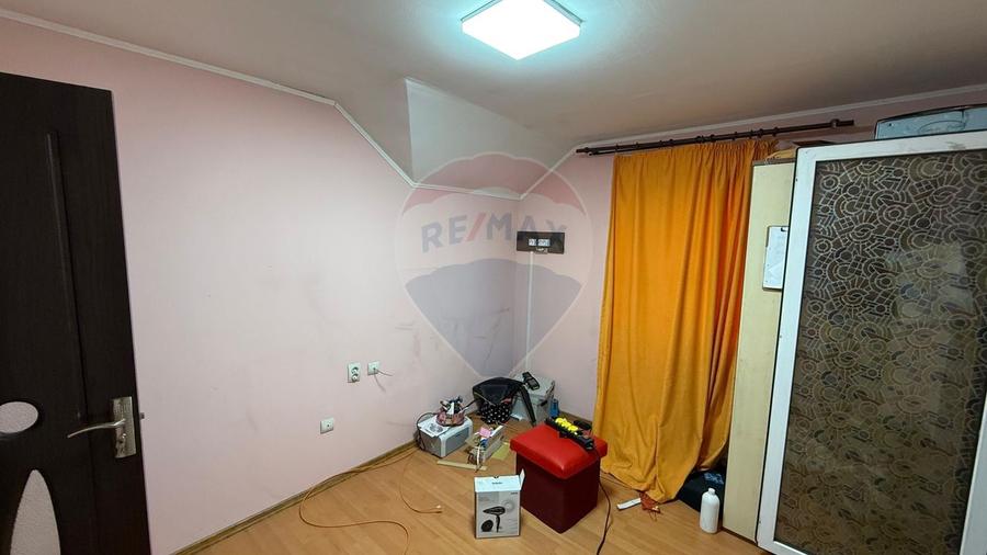 Casă / Vilă cu 5 camere