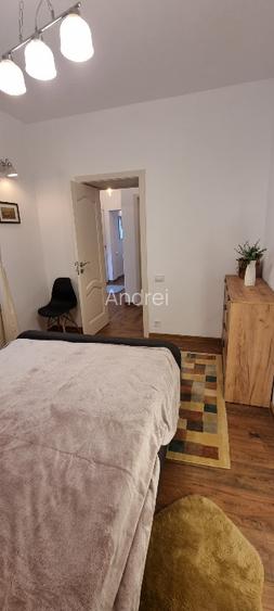 Ap. 2 camere, in Peninsula zona Cazino, termen lung. Renovat integral.  - 11