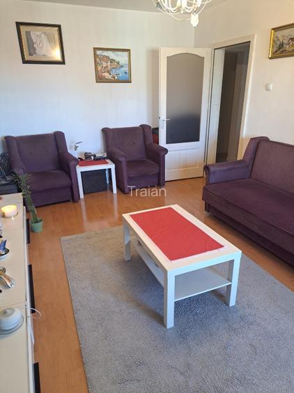 Particular, vand apartament 2 camere  decomandat. Se vinde fara intermediari. - 4