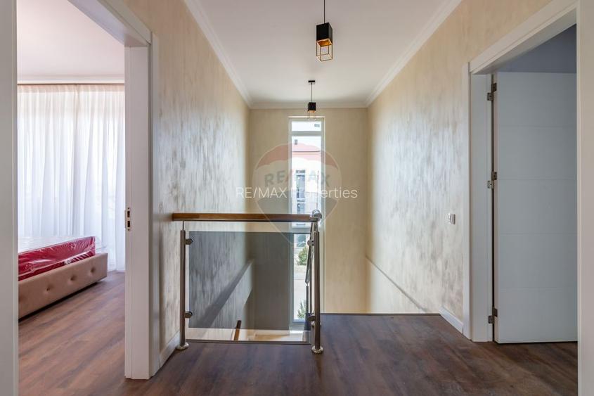 Casă / Vilă de lux cu 5 camere de vânzare în zona Sud/Com.Berceni/ - 20