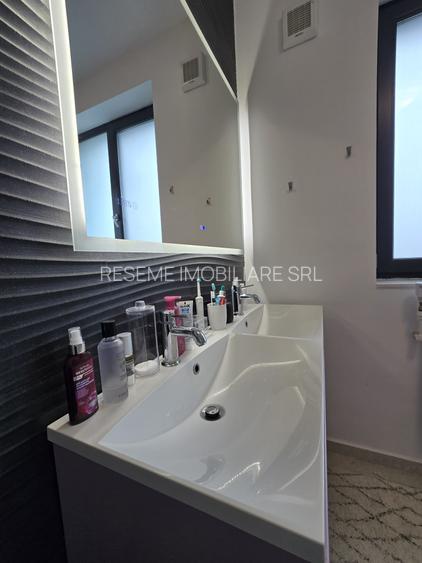 Inchiriera Vila P+1+etaj retras - 10