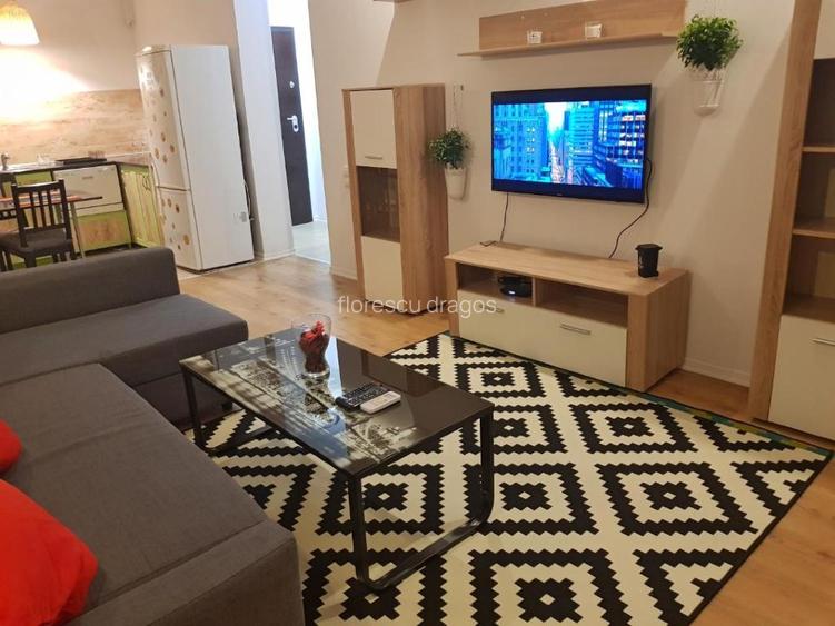 Apt 2 cam langa piscina si mall + loc parcare + 3 balcoane direct proprietar - 2