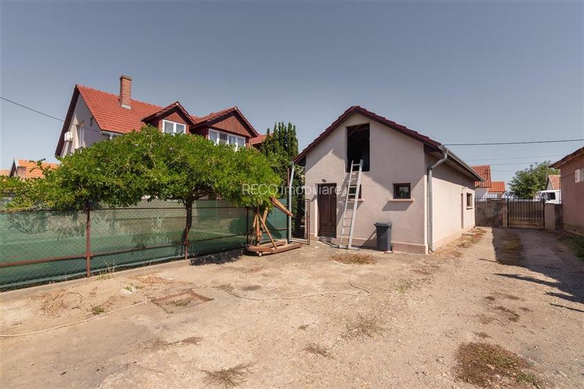 RECO Casa cu Atelier de lucru si teren mare - Santion - 55