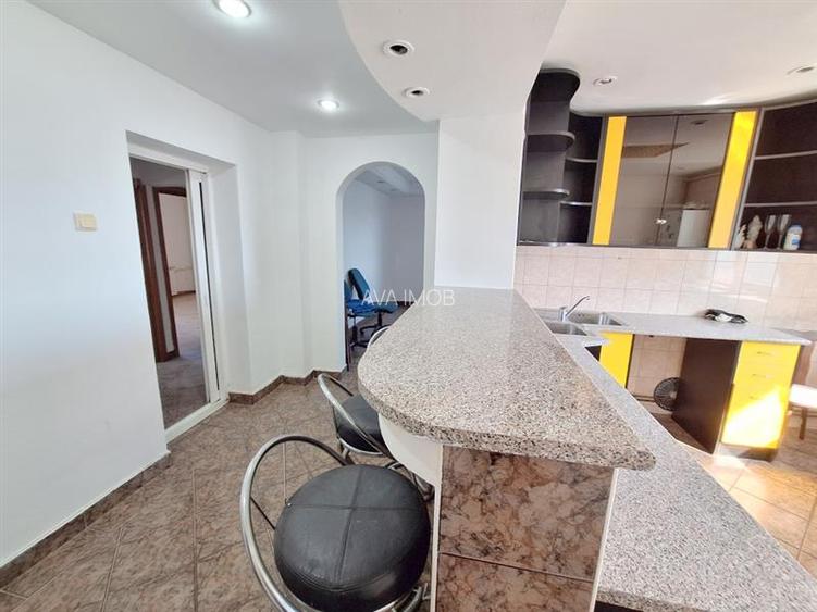 Apartament 3 camere decomandat, zona Nord - 17