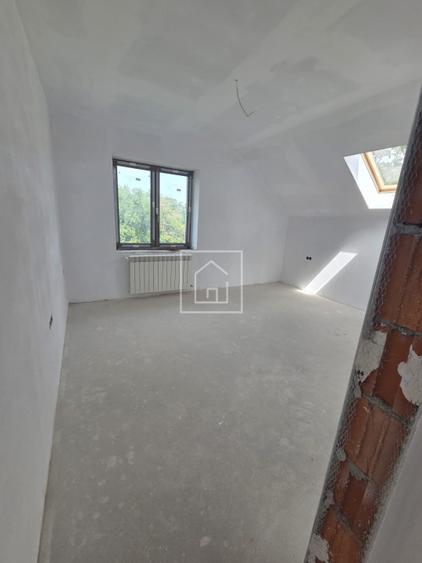 Casa noua cu 5 camere in centrul Sura Mica – moderna, premium