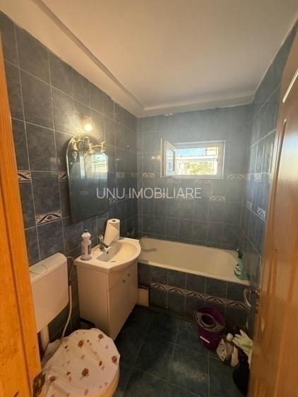 2 camere - Pacurari- Carrefur Express-  41 mp - liber- 71000 euro - 3