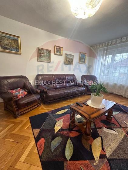 Apartament 4 camere de vânzare in Grigorescu, 140 mp, str. O. Goga - 2