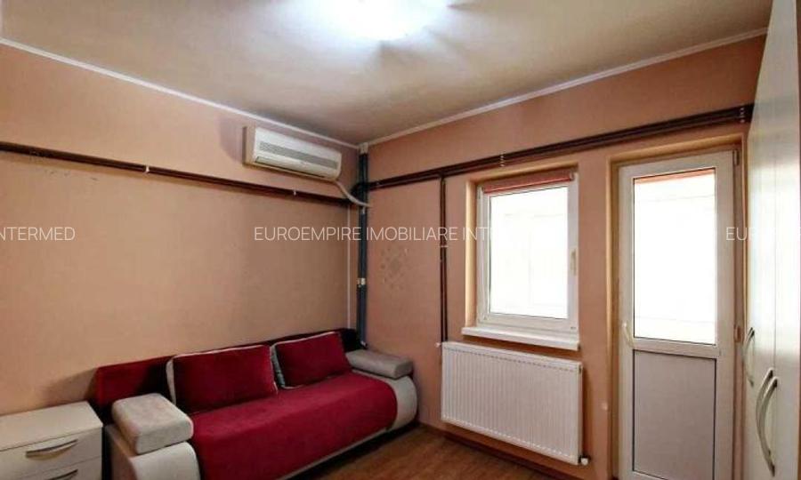 Apartament 3 camere decomandate zona Tomis 1 - 2