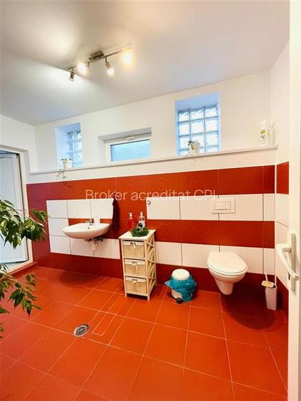 INCHIRIERE IMOBIL COMERCIAL SPATIU BIROURI INDIVIDUAL 480 mp IN ZONA  PRELUNGIRE - 9