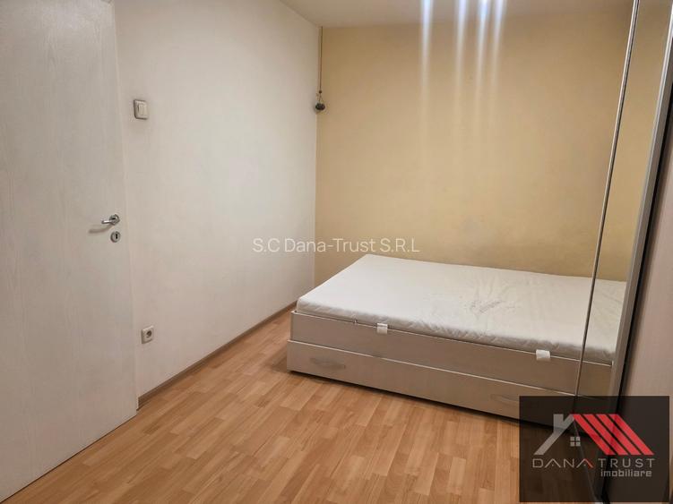 Iulius Mall - Circumvalatiunii - 3 cam - Et1 - 11