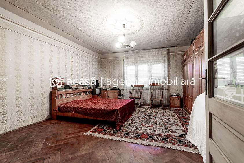 Casă de vanzare cu 3 camere in Chisineu Cris - Locuința ideală pentru - 4