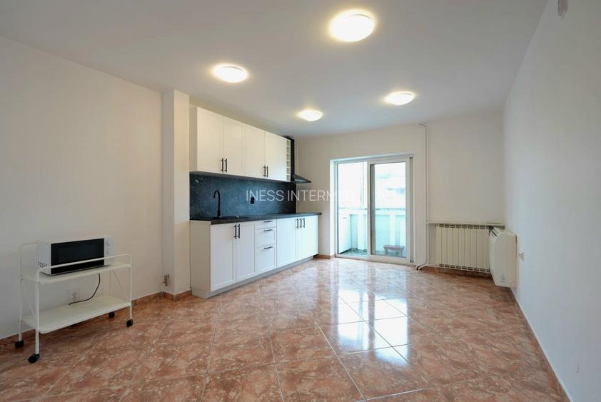 UNIRII-OCTAVIAN GOGA-PASAJ MARASESTI, APARTAMENT 5 CAM SPATIOS 154MP - 8