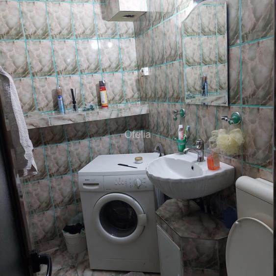 Vand apartament ultracentral, 4 camere, 2 bai - 11