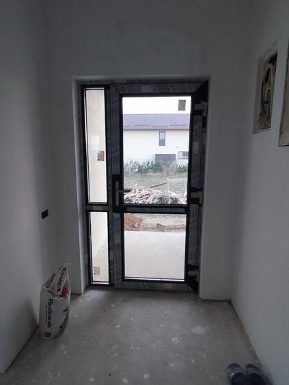 FARA COMISIOANE casa cu 4 camere 2 bai PARTER + pod placa camera teh beci terasa