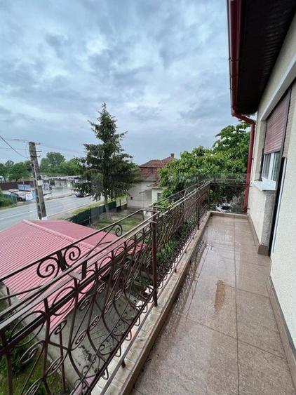 Casa 274 mp, teren 443 mp, zona centru LIVADA, pretabila si ptr uz comercial