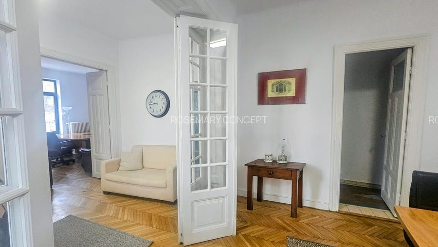 Vila interbelica in inima Zonei Eminescu -Toamnei - 4