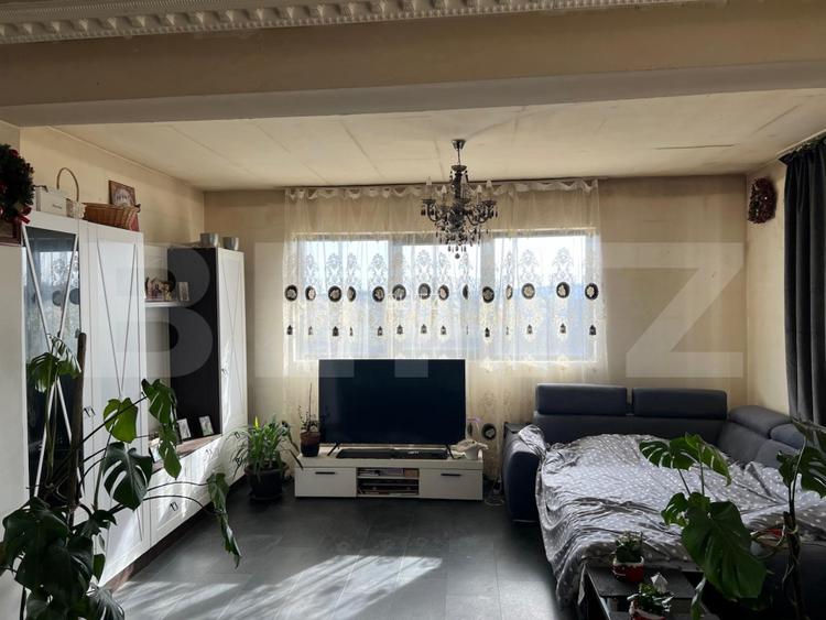 Casa cu 4 camere cu panorama in centrul Dezmirului! - 3