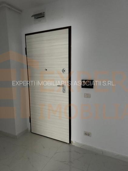 Garsoniera finisata Mamaia Nord, la 30 m de promenada - 13