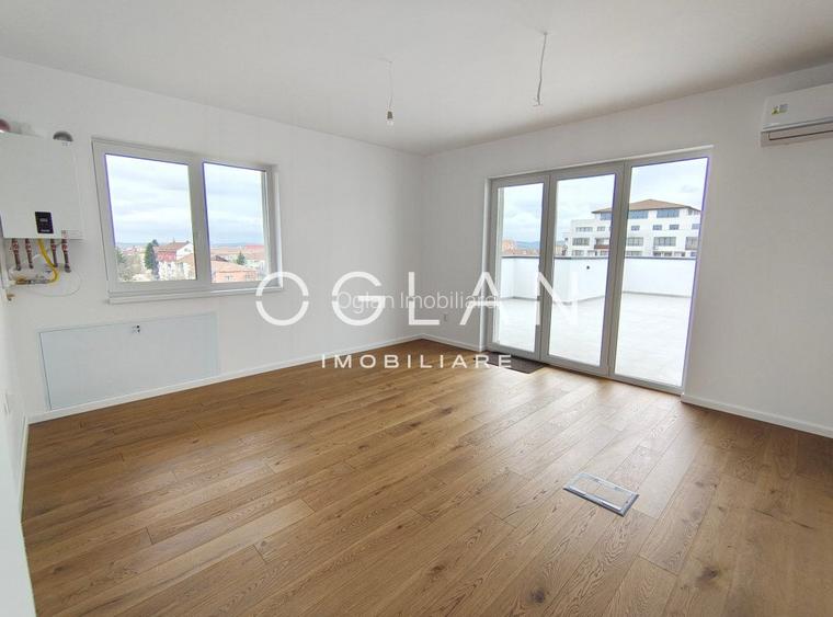 Penthouse 4 cam, terasa 78 mp, La Cheie, D. Stanca - 9