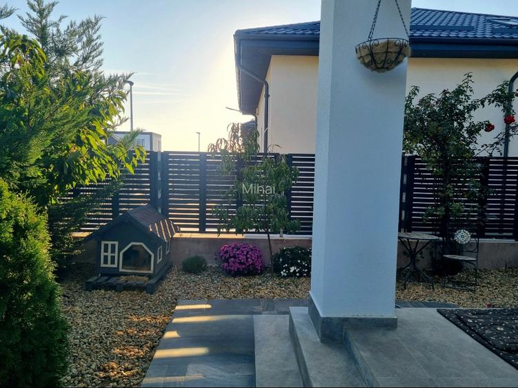 Casa de vanzare P+M si anexe, in Buftea, langa padure - 14