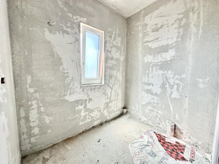 Duplex despartit cu 5 camere | 3 bai | 122 mp | Teren 430 mp | Mosnita