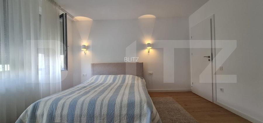 Casa in Voronet cu 4 camere si priveliste  - 10