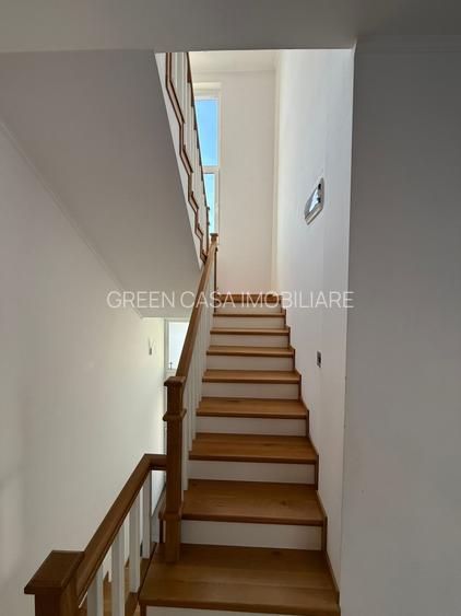 Duplex de vanzare de 120 mp , teren 300 mp zona Vivo - 8