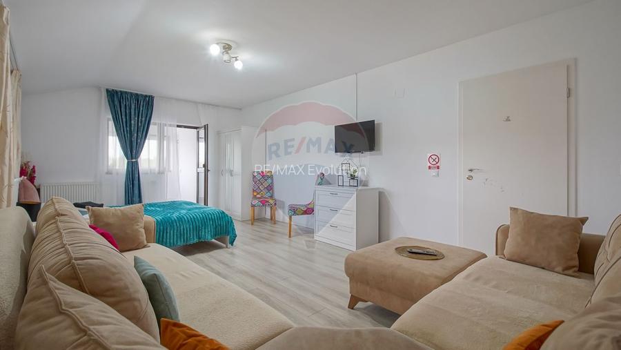 Vila cu 9 dormitoare și 7 băi în Stupini, Brașov - 9