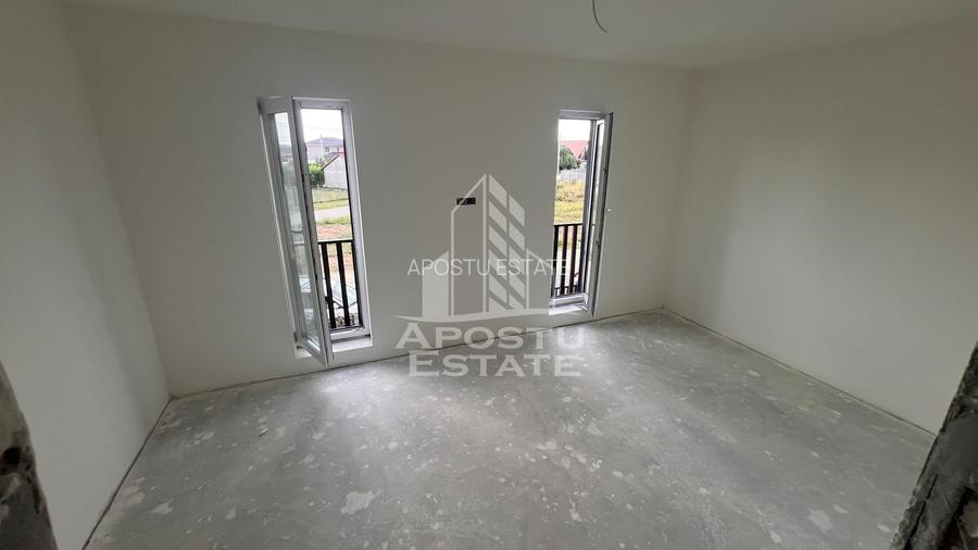 Duplex deosebit cu 4 camere si 2 bai, P + 1, predare la cheie, in Sag - 36